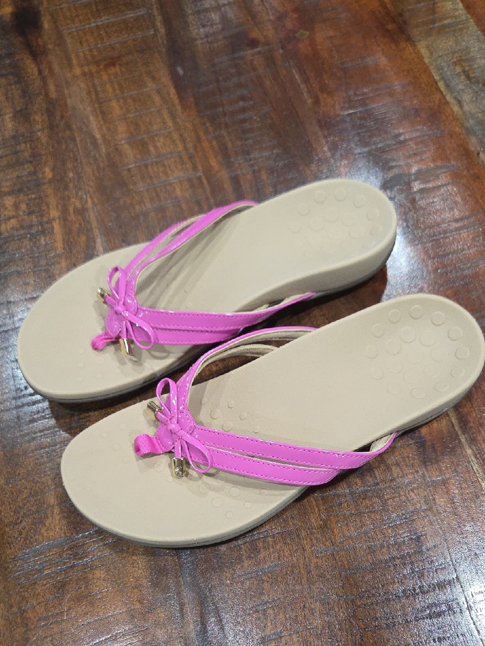 Vionic Sandals Size 8 - Picture 4 of 6
